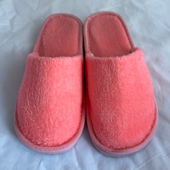 Pink Fur Indoor/Outdoor House Foam Slippers Size 7/8 for Women OR For Cosplay - Picture 2 of 5